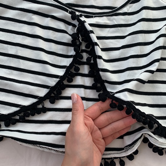 Charlotte Russe crop tank, open back, Pom Pom detail, black & white stripes, S - Picture 4 of 8